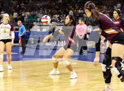 Thumbnail 2 in Alamosa vs. Sterling (CHSAA 3A Round 2) photogallery.