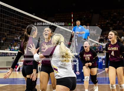 Thumbnail 3 in Alamosa vs. Sterling (CHSAA 3A Round 2) photogallery.