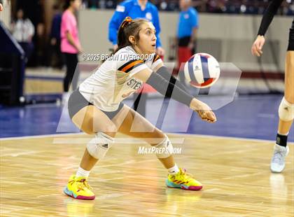 Thumbnail 2 in Alamosa vs. Sterling (CHSAA 3A Round 2) photogallery.