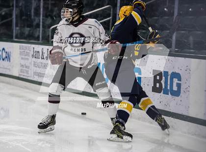 Thumbnail 2 in East Grand Rapids vs. Okemos photogallery.