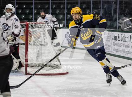 Thumbnail 3 in East Grand Rapids vs. Okemos photogallery.