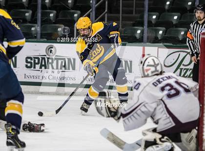 Thumbnail 2 in East Grand Rapids vs. Okemos photogallery.