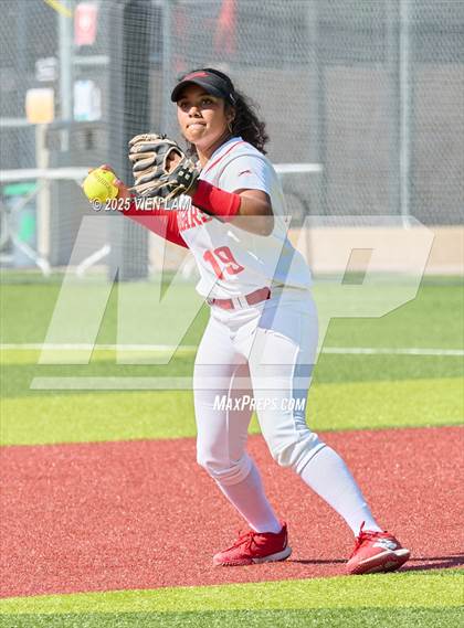 Thumbnail 3 in James Logan @ Carondelet (CIF NCS Division 2 Semifinals) photogallery.