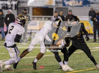 Thumbnail 3 in Gateway vs. Archbishop Wood (PIAA Class 5A Final) photogallery.