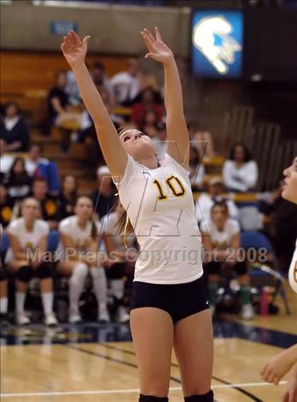 Thumbnail 3 in St. Francis vs. Oak Ridge (CIF SJS D2 Final) photogallery.