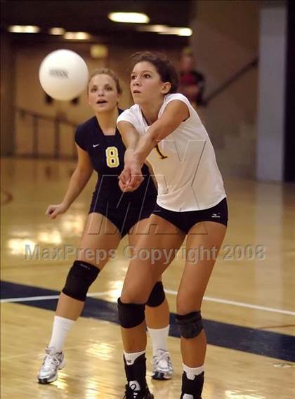 Thumbnail 3 in St. Francis vs. Oak Ridge (CIF SJS D2 Final) photogallery.