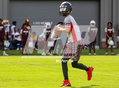 Thumbnail 3 in Horn Lake vs Center Hill (U of Memphis 7v7) photogallery.