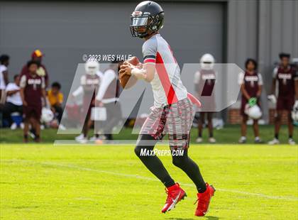 Thumbnail 2 in Horn Lake vs Center Hill (U of Memphis 7v7) photogallery.