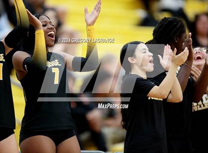 Thumbnail 2 in Guyer vs Fossil Ridge photogallery.