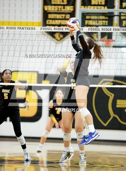Thumbnail 3 in Guyer vs Fossil Ridge photogallery.