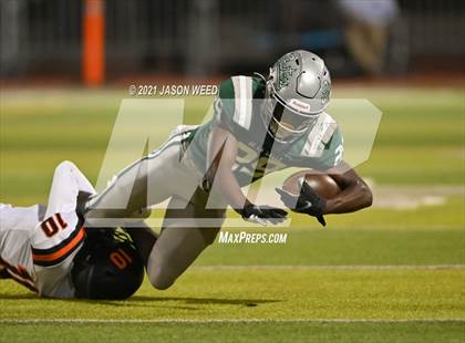 Thumbnail 3 in California @ De La Salle photogallery.
