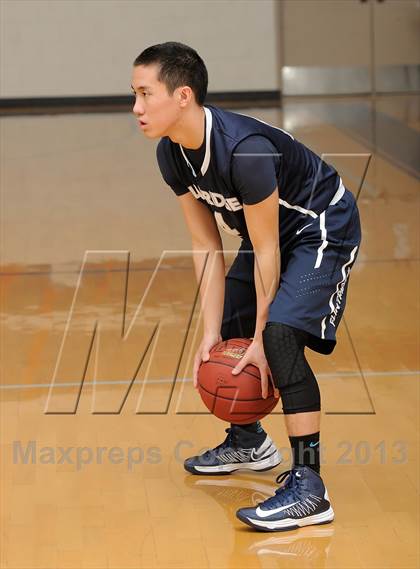 Thumbnail 3 in Flintridge Prep vs. Mission Prep (Small Schools Showcase) photogallery.