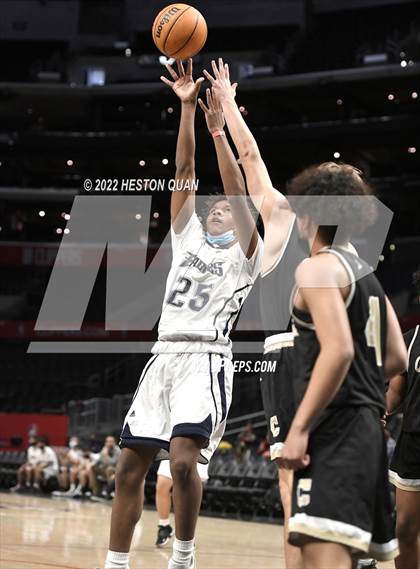 Thumbnail 1 in Canyon vs. San Gabriel Academy photogallery.