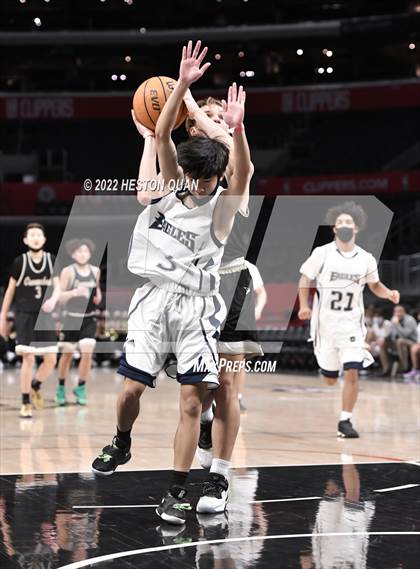 Thumbnail 2 in Canyon vs. San Gabriel Academy photogallery.