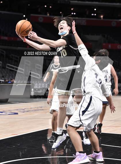 Thumbnail 1 in Canyon vs. San Gabriel Academy photogallery.