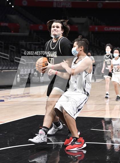 Thumbnail 2 in Canyon vs. San Gabriel Academy photogallery.