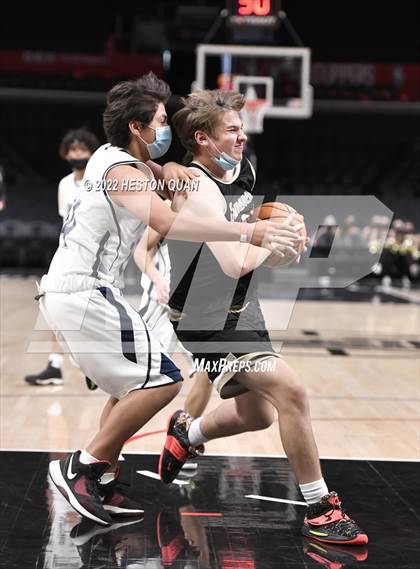 Thumbnail 3 in Canyon vs. San Gabriel Academy photogallery.