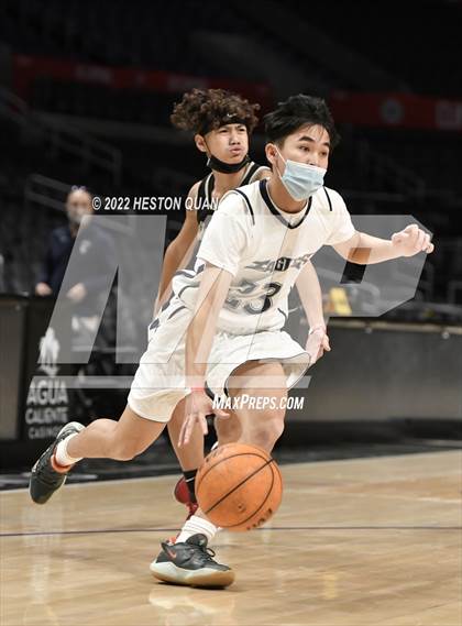 Thumbnail 2 in Canyon vs. San Gabriel Academy photogallery.
