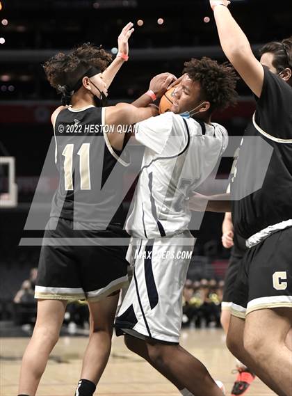 Thumbnail 3 in Canyon vs. San Gabriel Academy photogallery.