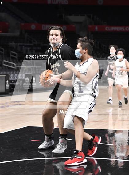 Thumbnail 1 in Canyon vs. San Gabriel Academy photogallery.