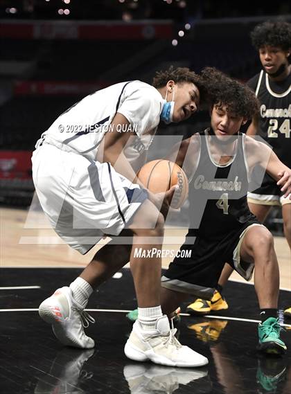 Thumbnail 3 in Canyon vs. San Gabriel Academy photogallery.
