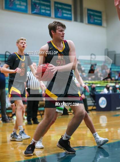 Thumbnail 1 in Mountain View vs. Ridgeline (Eagle Holiday Shootout) photogallery.