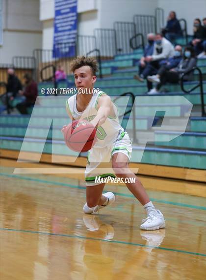 Thumbnail 1 in Mountain View vs. Ridgeline (Eagle Holiday Shootout) photogallery.