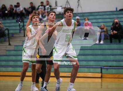 Thumbnail 1 in Mountain View vs. Ridgeline (Eagle Holiday Shootout) photogallery.