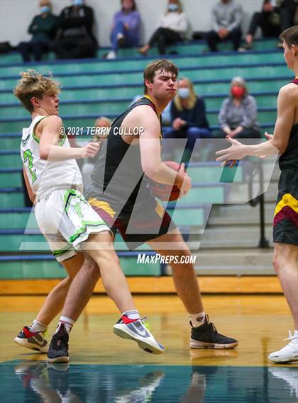 Thumbnail 2 in Mountain View vs. Ridgeline (Eagle Holiday Shootout) photogallery.