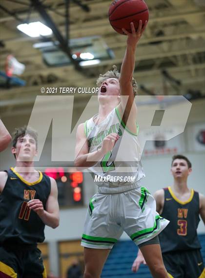 Thumbnail 1 in Mountain View vs. Ridgeline (Eagle Holiday Shootout) photogallery.