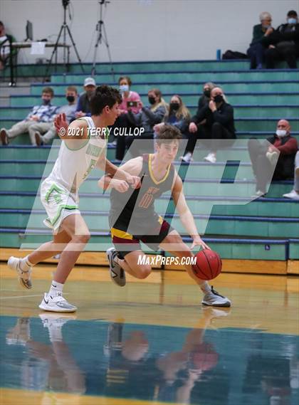 Thumbnail 1 in Mountain View vs. Ridgeline (Eagle Holiday Shootout) photogallery.