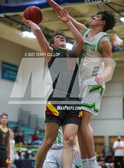 Thumbnail 2 in Mountain View vs. Ridgeline (Eagle Holiday Shootout) photogallery.