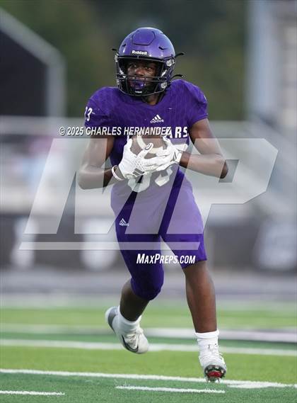 Thumbnail 2 in FR: A&M Consolidated @ College Station (A Teams) photogallery.