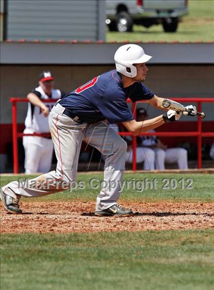 Thumbnail 3 in Maryville vs South Doyle (Daily Times Classic) photogallery.