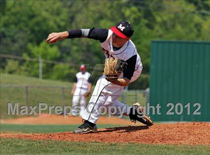 Thumbnail 3 in Maryville vs South Doyle (Daily Times Classic) photogallery.