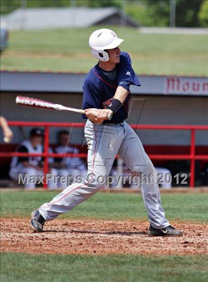 Thumbnail 2 in Maryville vs South Doyle (Daily Times Classic) photogallery.
