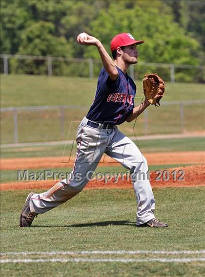 Thumbnail 2 in Maryville vs South Doyle (Daily Times Classic) photogallery.