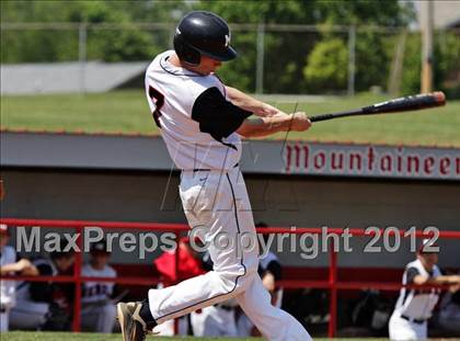 Thumbnail 3 in Maryville vs South Doyle (Daily Times Classic) photogallery.