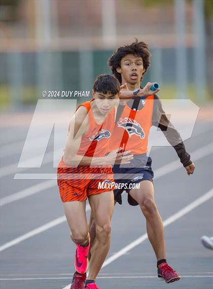Thumbnail 1 in Centennial @ Roosevelt (4 x 400 Meter) photogallery.