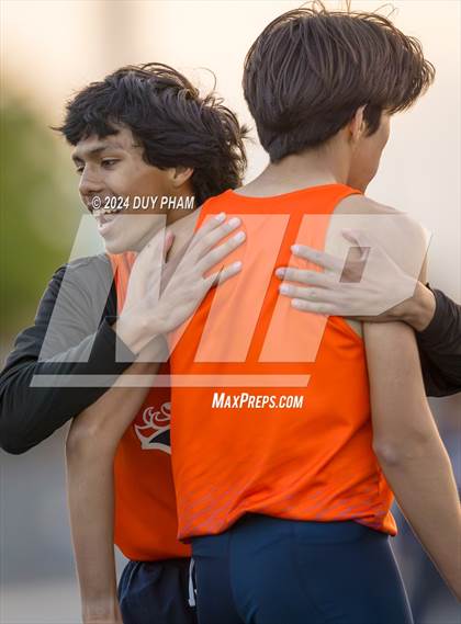 Thumbnail 2 in Centennial @ Roosevelt (4 x 400 Meter) photogallery.