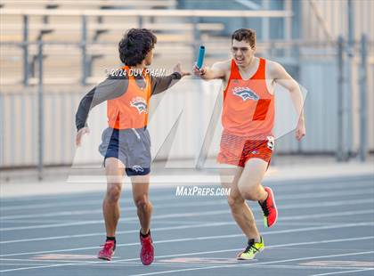 Thumbnail 2 in Centennial @ Roosevelt (4 x 400 Meter) photogallery.