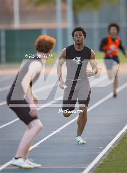 Thumbnail 3 in Centennial @ Roosevelt (4 x 400 Meter) photogallery.