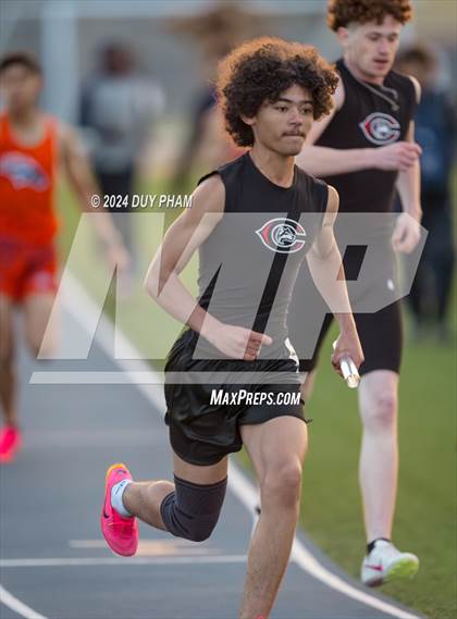 Thumbnail 1 in Centennial @ Roosevelt (4 x 400 Meter) photogallery.