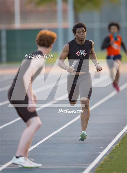 Thumbnail 2 in Centennial @ Roosevelt (4 x 400 Meter) photogallery.