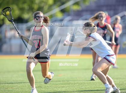 Thumbnail 2 in North Shore vs. South Side (Class C Semifinal) photogallery.