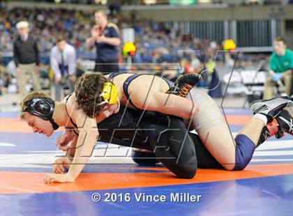 Thumbnail 3 in WIAA 3A 170 LB Championship photogallery.