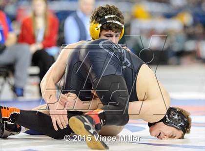 Thumbnail 3 in WIAA 3A 170 LB Championship photogallery.
