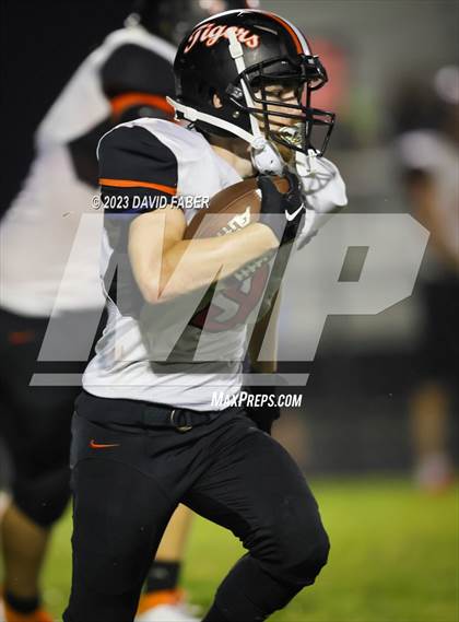 Thumbnail 2 in Elkins @ Lewis County photogallery.