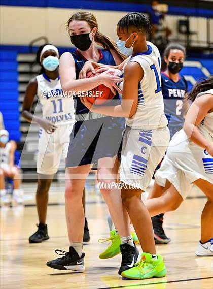 Thumbnail 1 in Chandler vs. Perry photogallery.