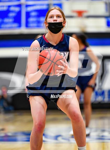 Thumbnail 3 in Chandler vs. Perry photogallery.